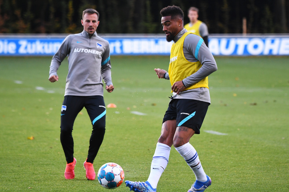 Kevin-Prince Boateng von Hertha BSC (34, r.) könnte den verletzten Vladimir Darida (31) im Derby gegen den 1. FC Union Berlin ersetzen.
