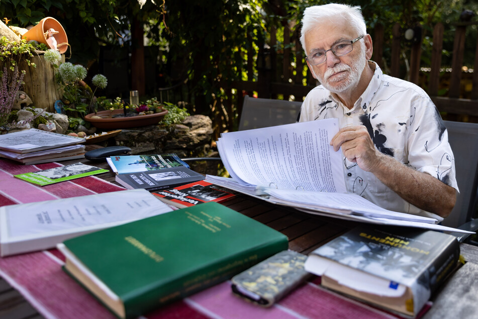 Günter Eckardt (72) wurde im Auftrag der NVA Kulturwissenschaftler und forscht heute als Hobbyhistoriker.