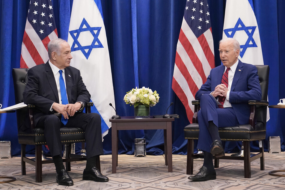 US-Präsident Joe Biden (81, r.) bei einem Gespräch mit Israels Premierminister Benjamin Netanjahu (74) bei einem Treffen im September vergangenen Jahres. (Archiv)