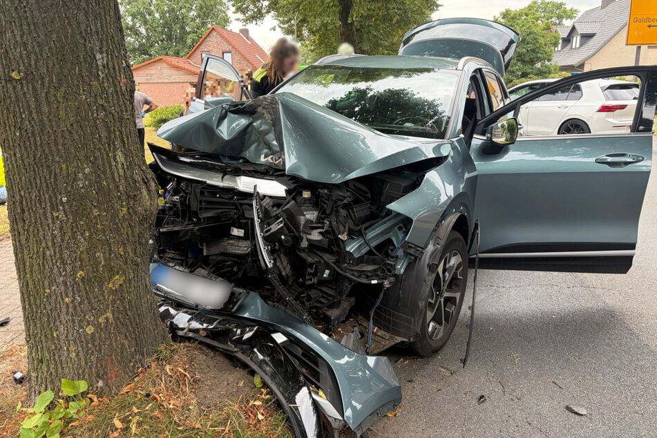 Der Fahrer kam schwer verletzt ins Krankenhaus.