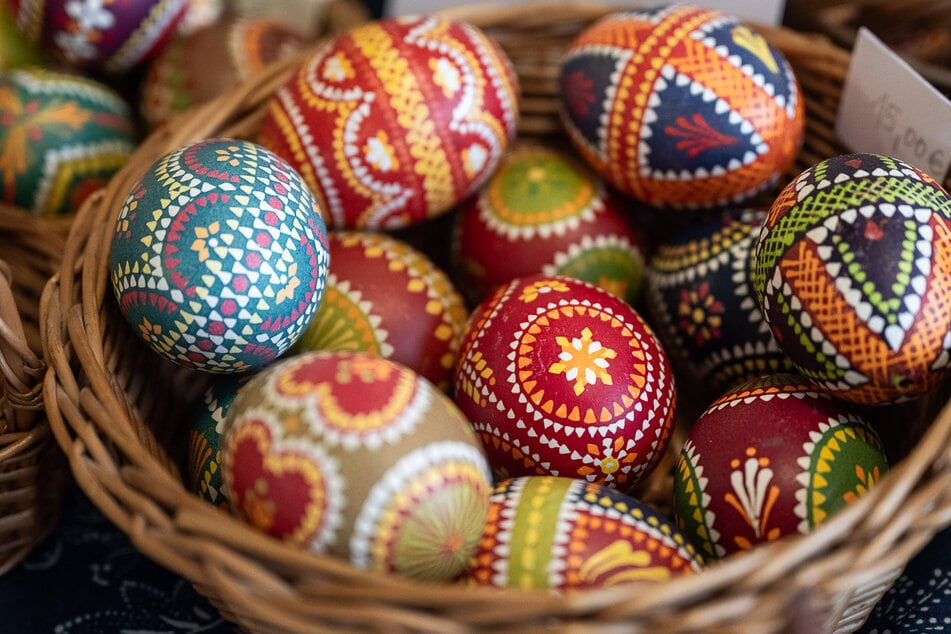 Zur Schau "Ostern bei den Sorben" zählt auch eine Kollektion sorbischer Ostereier.