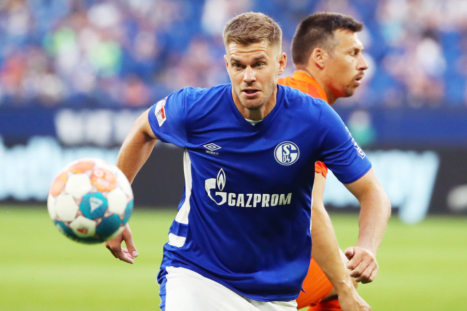 Tormaschine Simon Terodde (33, l.) ist zweifelsohne der Top-Transfer des Schalker Wechselsommers.