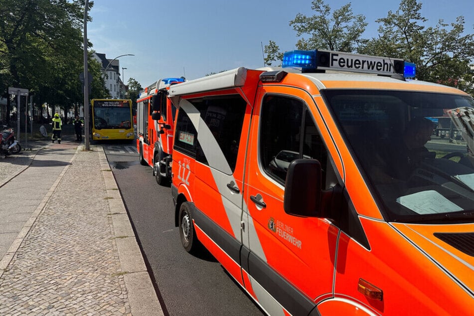 Die Feuerwehr rückte mit einer Vielzahl an Einsatzkräften aus.