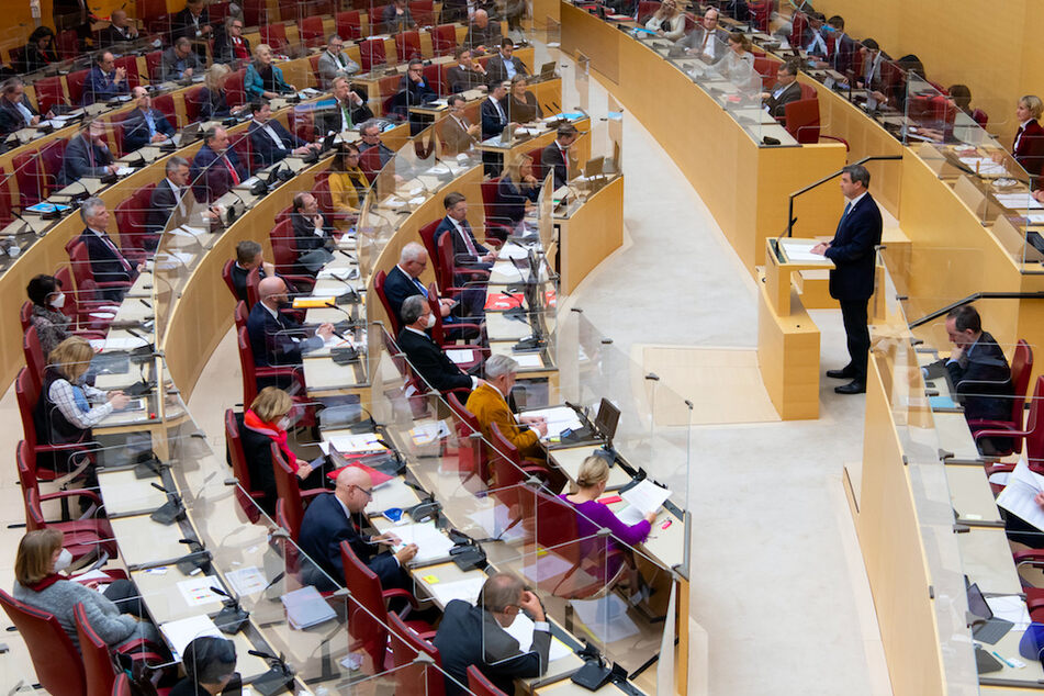 Im bayerischen Landtag stieß Markus Söder (rechts am Pult) mit seinem Konzept auf Kritik.