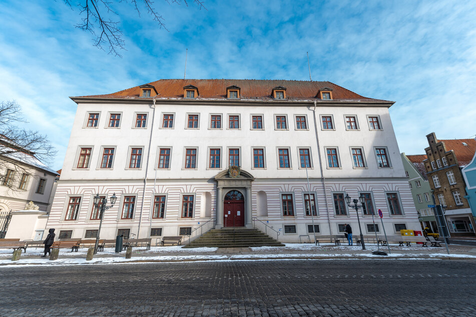 Der Prozess gegen den 87-Jährigen findet vor dem Landgericht Lüneburg statt. (Archivbild)