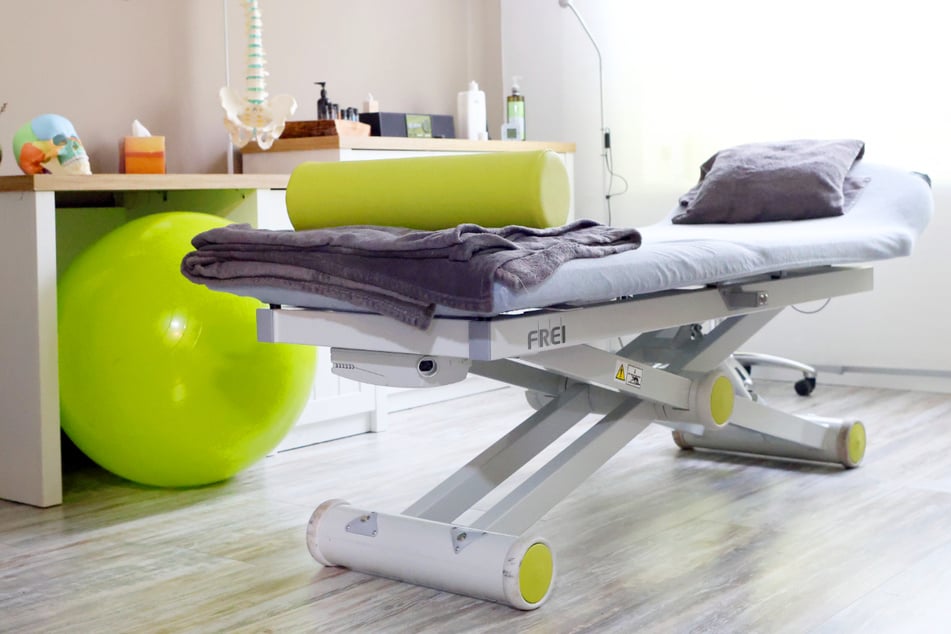 In der modernen Praxis können Physiotherapeuten (m/w/d) und Kursleiter (m/w/d) in ihrer Arbeit voll aufgehen.