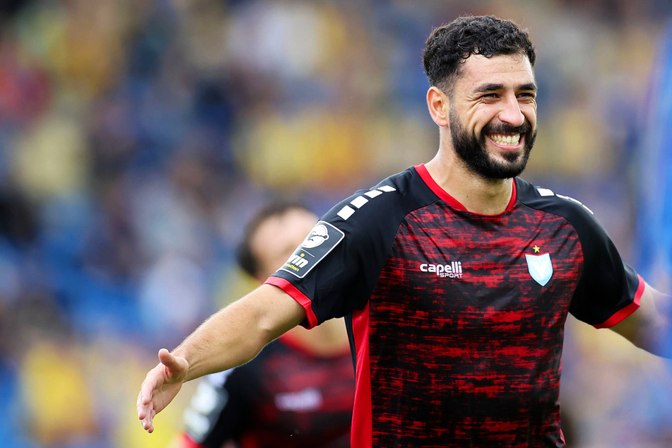 Tolcay Cigerci hat beim FC Viktoria 1889 Berlin auf Anhieb eingeschlagen. Zwei Spiele, zwei Tore und eine Vorlage sprechen eine deutliche Sprache.
