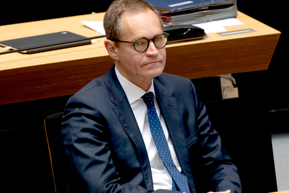 Michael Müller (SPD) ist enttäuscht von den vorerst ausbleibenden Gratis-Tests.
