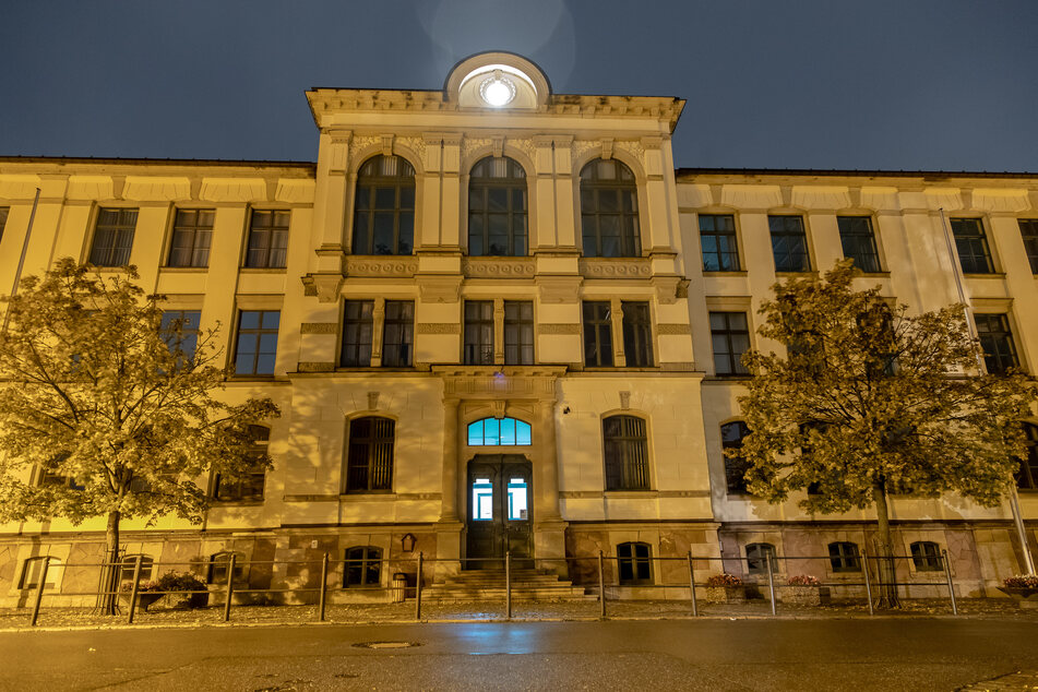 Corona-Fall an der Oberschule Ehrenfriedersdorf! Nun müssen 100 Schüler in Quarantäne.