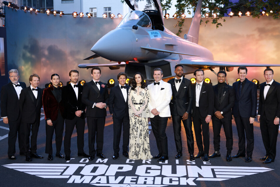 The cast of Top Gun: Maverick, including actors Tom Cruise, Jennifer Connelly, and John Hamm (c.), at the movie's London premier last week.