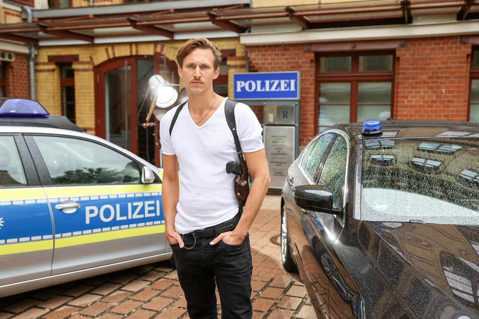 Seit 2020 dreht er für die ZDF-Krimiserie "SOKO Leipzig", spielt die Rolle des Kriminalkommissars Moritz Brenner.