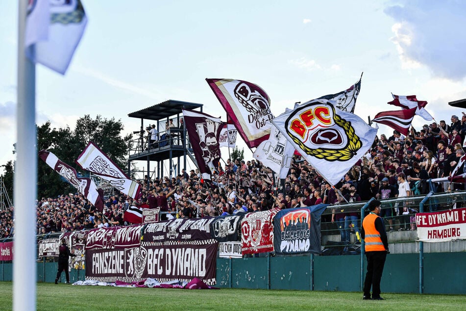 Beim BFC Dynamo will man dem VfL Bochum ein Bein stellen.