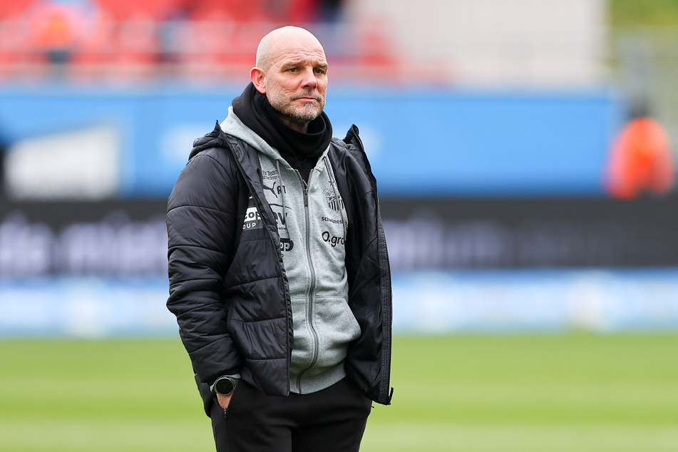 FSV-Trainer Ronny Thielemann (49) weiß, dass es gegen Viktoria Köln kein Zuckerschlecken wird.