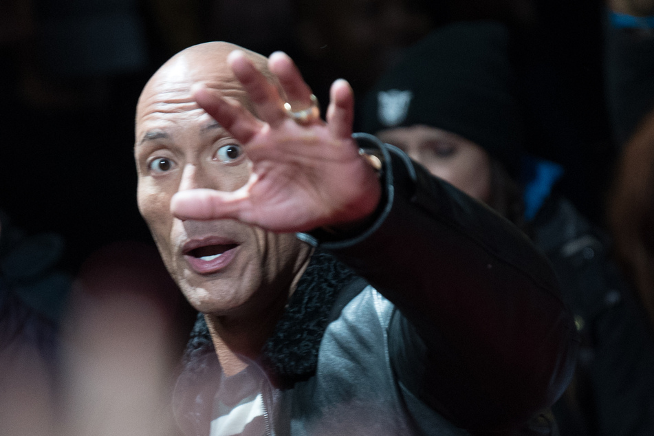 Dwayne Johnson sowie Frau Lauren und ihre beiden Töchter sind mit dem Corona-Virus infiziert.