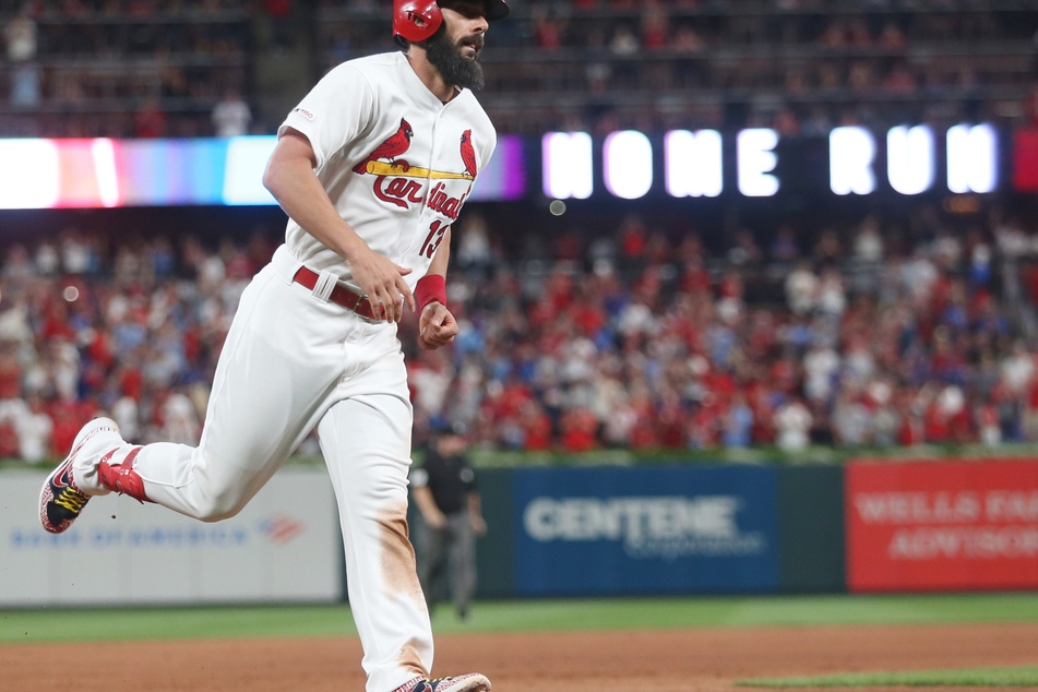 Matt Carpenter had a home run and 3 RBIs in the Cardinals' 14-1 win