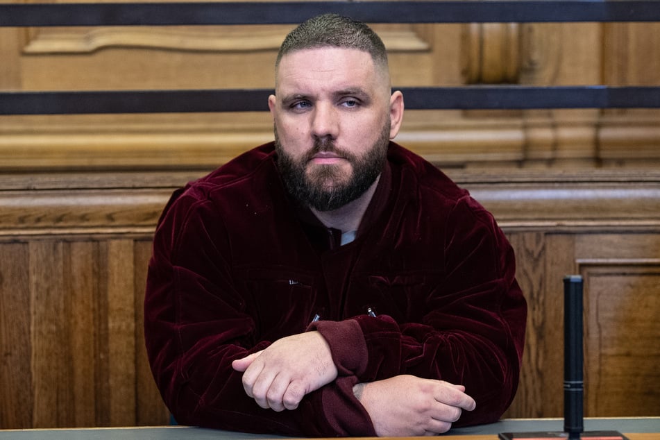 Rapper Fler (42) macht aktuell eine schwere Zeit durch.