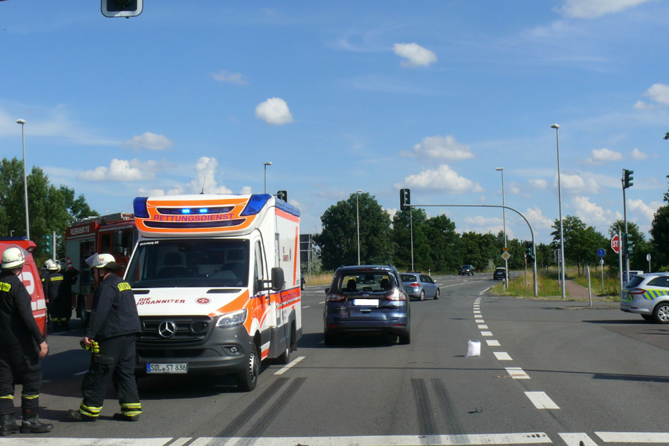 Auch der 39-jährige Fahrer des Motorrads wurde bei dem Crash schwer verletzt.