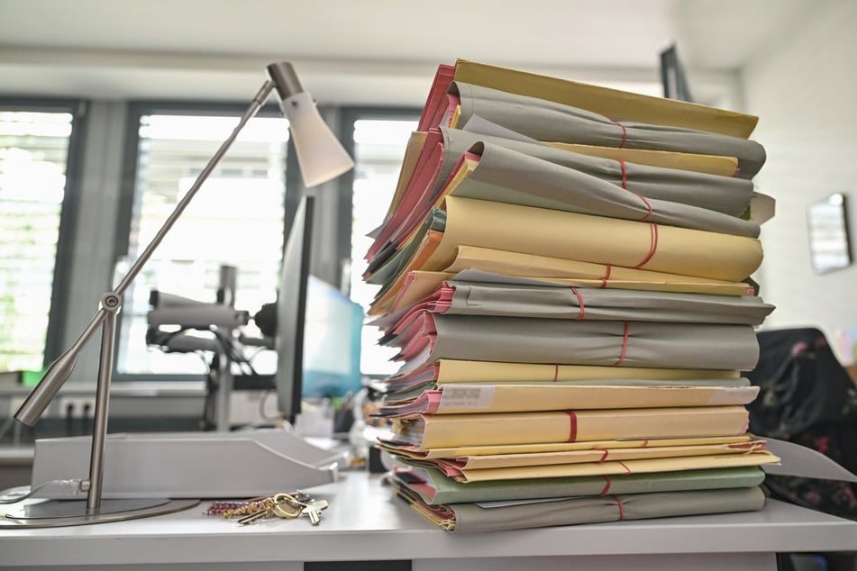 Unfassbare 46.000 Verfahren stapeln sich bei Sachsens Staatsanwaltschaften. (Symbolbild)