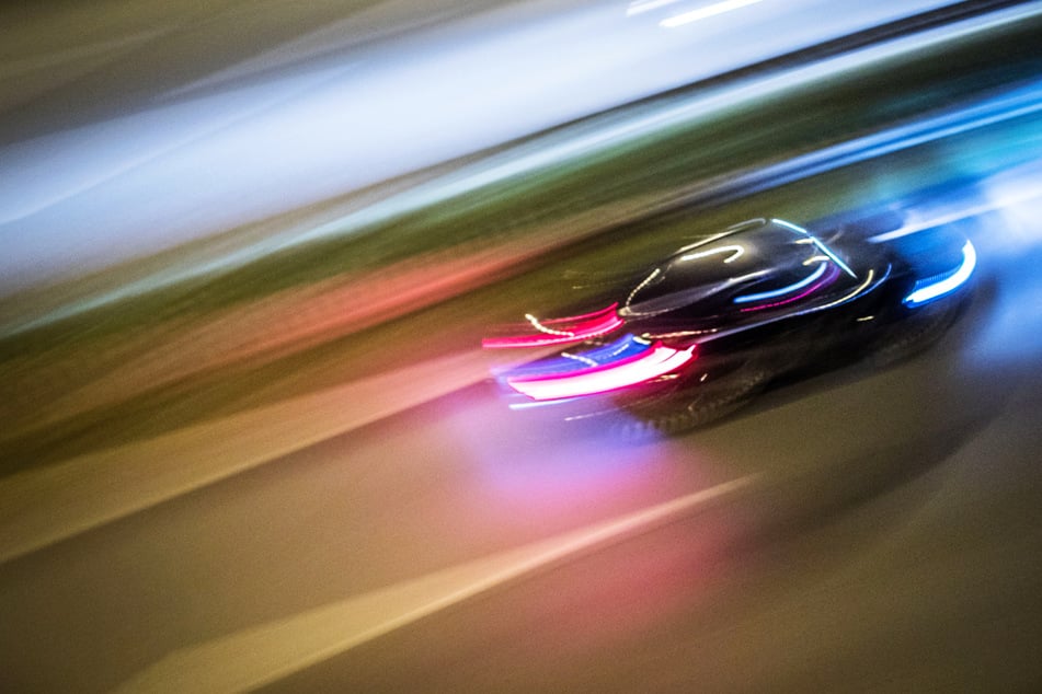 Unfall A66: Fahranfänger rast mit Maybach in Audi: Mehrere Verletzte bei Unfall auf A66