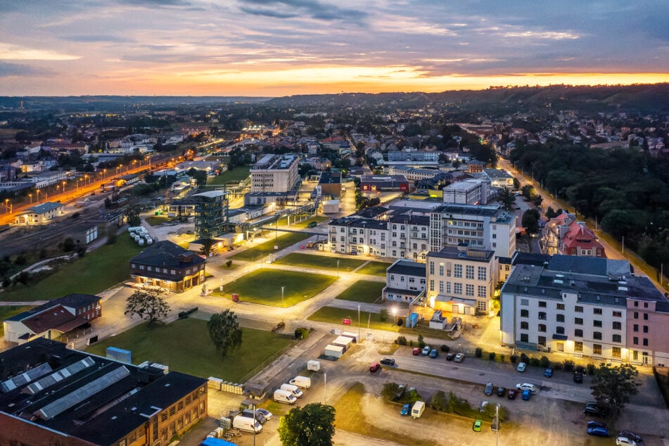 Die moderne Anlage liegt in Radebeul bei Dresden.
