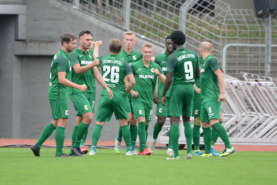 Jubel bei den Grünen! Chemie hat auch das zweite Saisonspiel gewonnen.