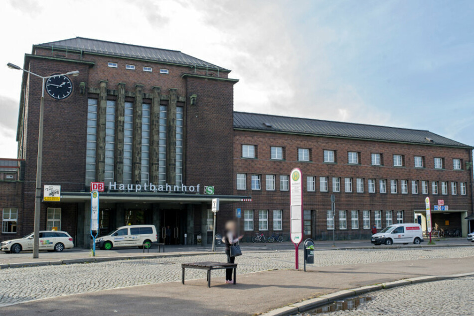 Der Angriff fand im Bereich des Haupteingangs statt. (Archivbild)