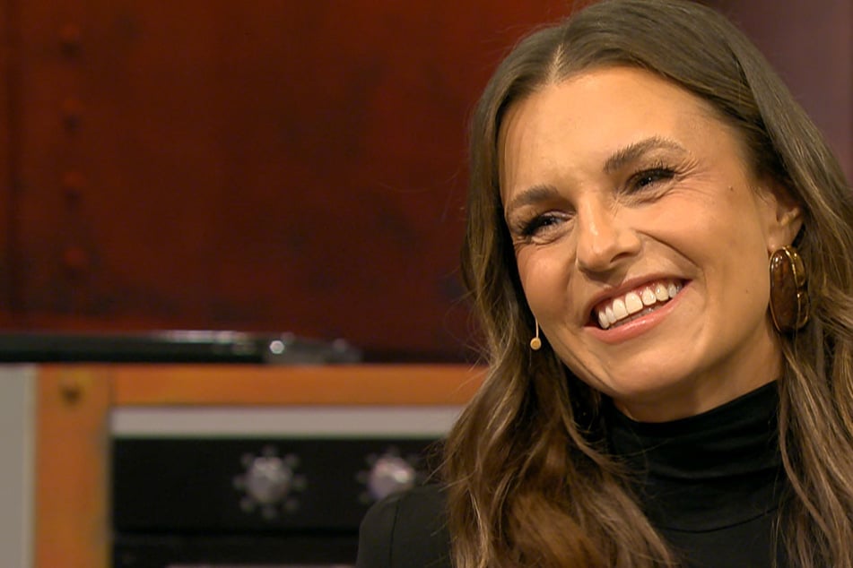 Kein Single mehr? Laura Wontorra gesteht: "Ich teile mir mit jemandem das Bett!"