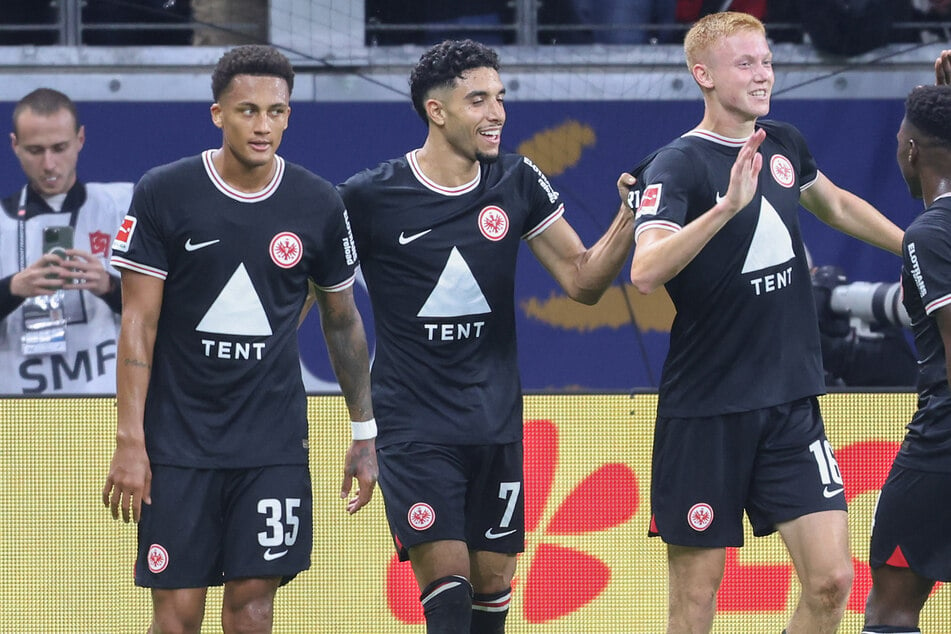 Der Brasilianer Tuta (23, l.) soll im Fokus von Heimatklub Botafogo Rio de Janeiro stehen.