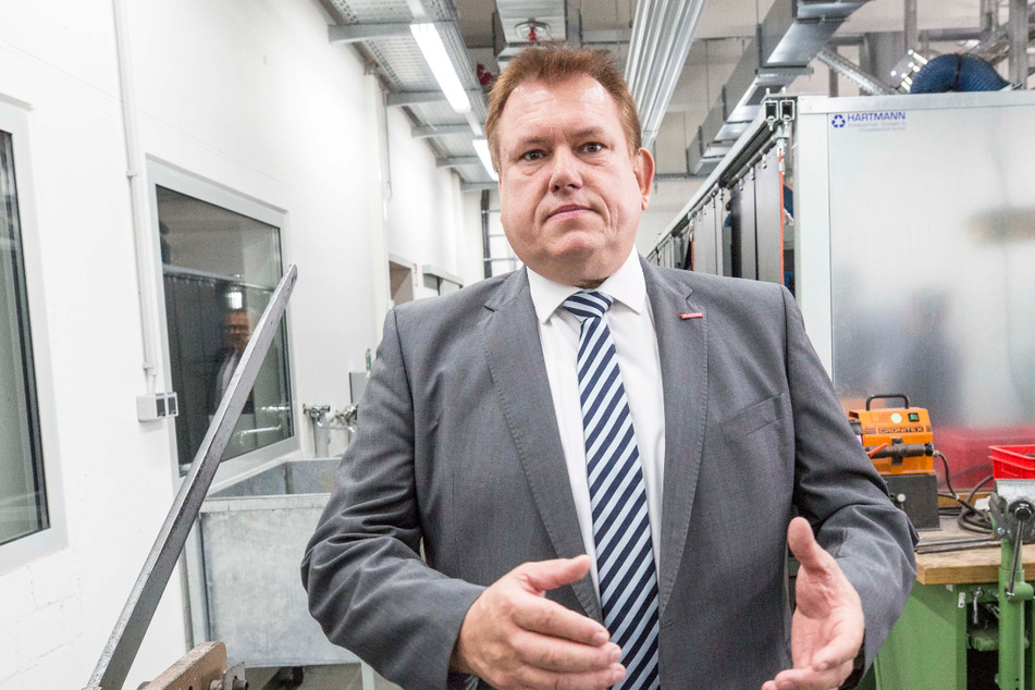 Handwerkskammer-Geschäftsführer Andreas Brzezinski berichtet von sich leerenden Auftragsbüchern der Handwerker.
