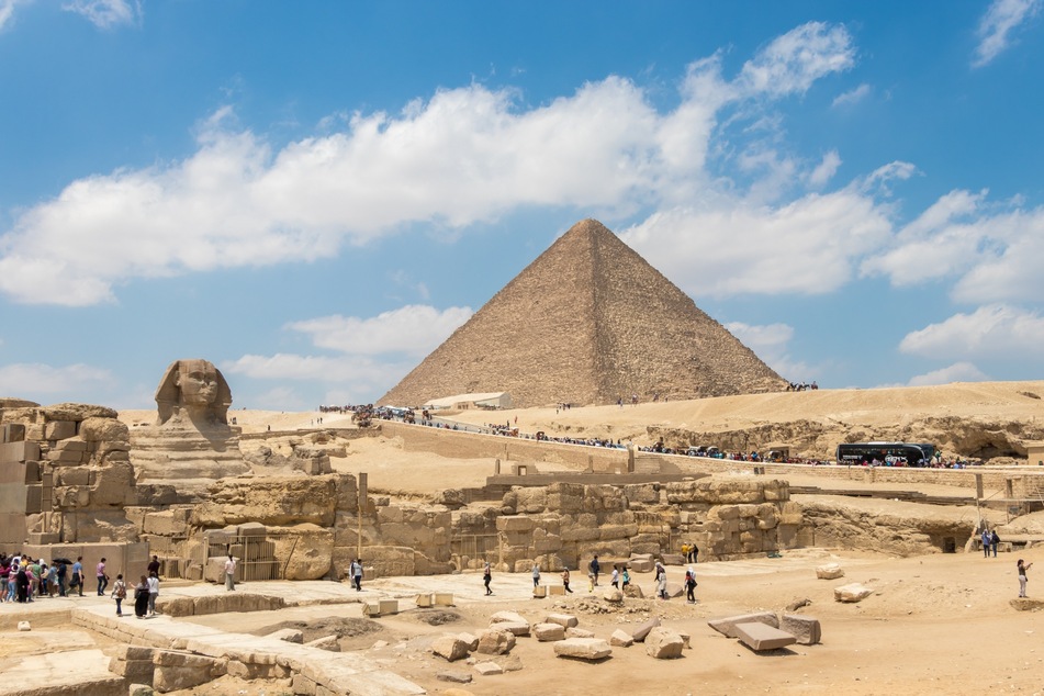 Die Cheops-Pyramide und die Große Sphinx von Gizeh