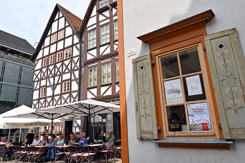 In Erfurt soll mehr Wohnraum entstehen. Aus diesem Grund nimmt die Stadt nicht genehmigte Ferienunterkünfte unter die Lupe. (Archivfoto)