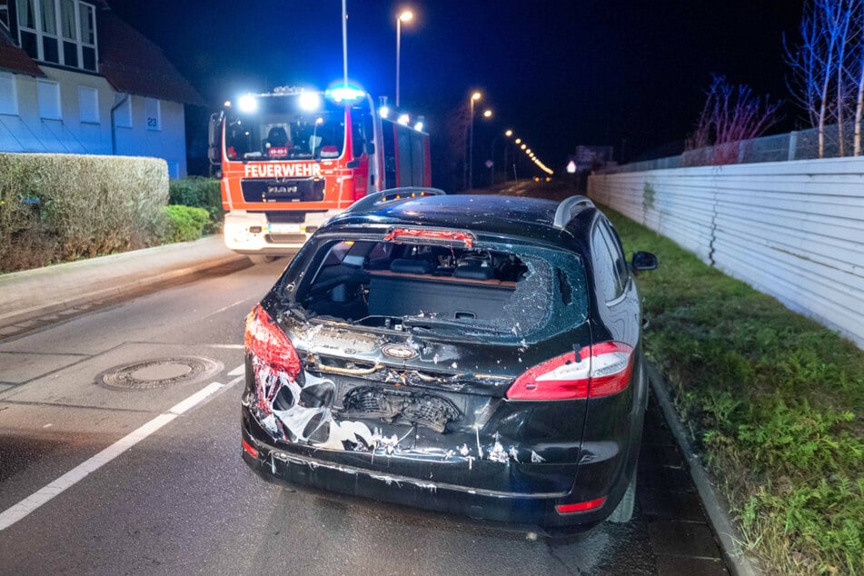 Eines der Autos trug heftige Schäden am Heck davon.