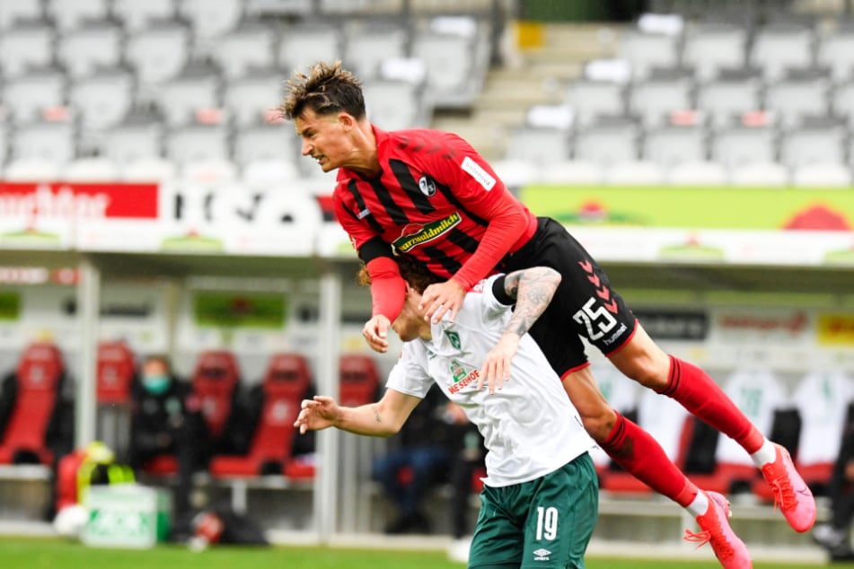 Robin Koch obenauf: Mehrere Top-Klubs sind am deutschen Nationalspieler, der beim SC Freiburg unter Vertrag steht, interessiert.