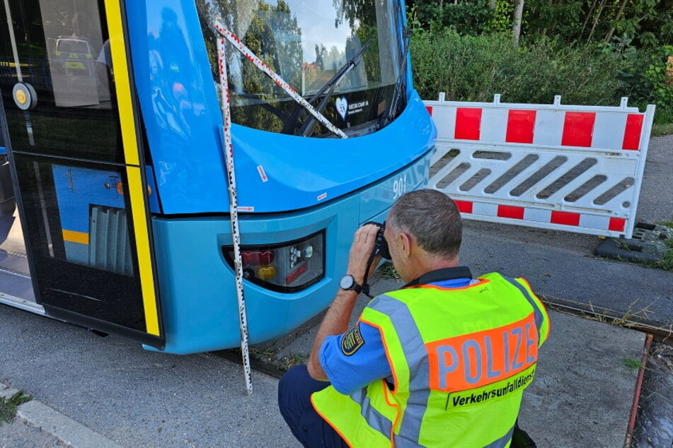 Zur Unfallaufnahme war die Polizei vor Ort.