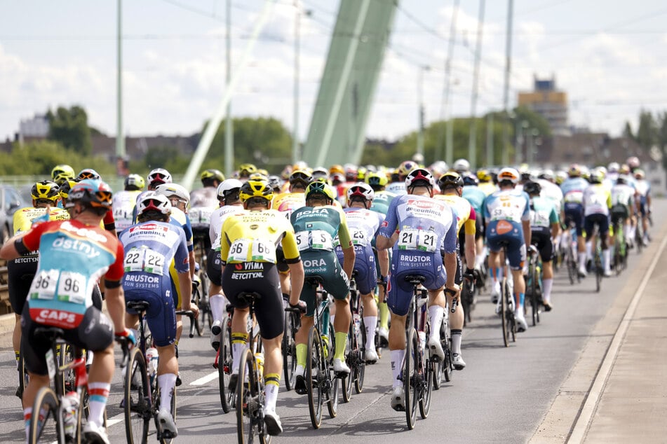 Der Unfall beim Radsport-Klassiker "Rund um Köln" ereignete sich etwa 115 Kilometer vor dem Ziel.