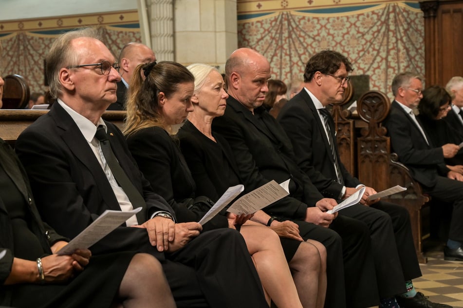 Unter den Gästen war auch Ministerpräsident Reiner Haseloff (71, CDU, l.).