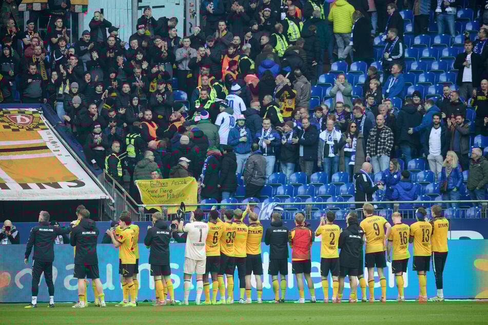 Stefan Kutschke sprach seinem Team nach dem Unentschieden gegen Schalke ein großes Lob aus.