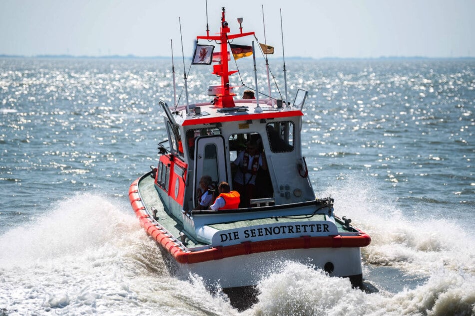 Die Deutsche Gesellschaft zur Rettung Schiffbrüchiger ist den Verunglückten mit zwei Seenotrettungsbooten zu Hilfe geeilt. (Symbolfoto)