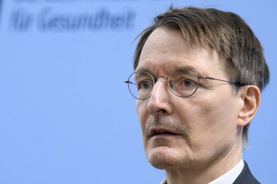 Lauterbach kontert Drosten: Minister wehrt sich gegen Ende der Corona-Maßnahmen