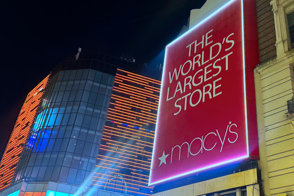 The kings of department stores are showing how it's done with this big sale