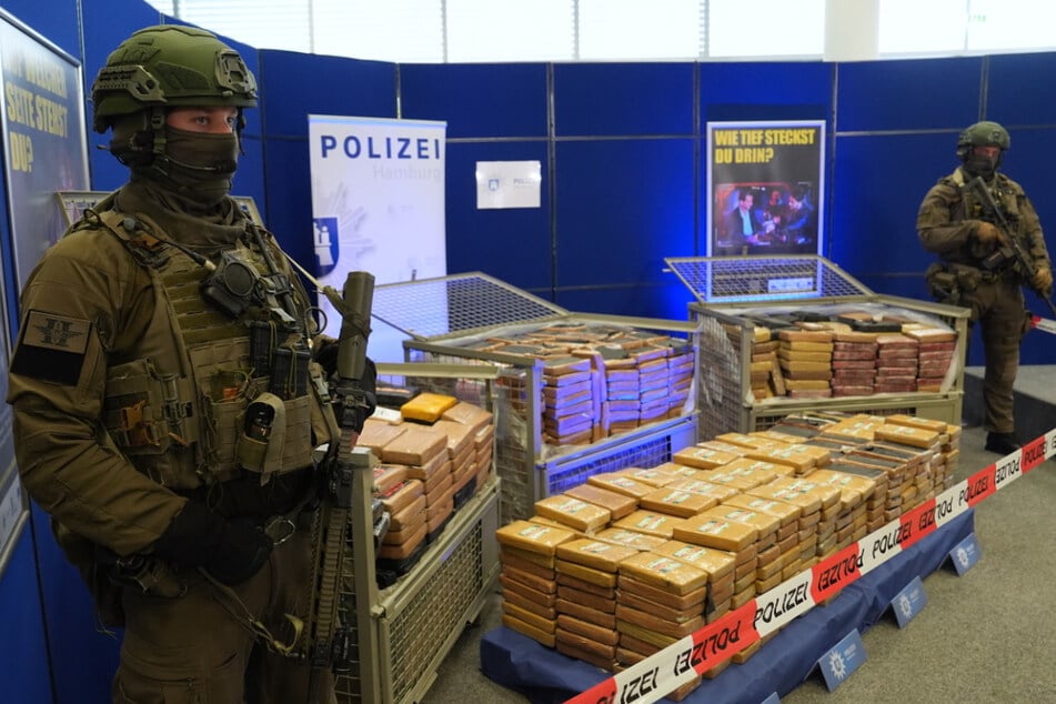 Die Polizei konnte 2,1 Tonnen Kokain im Hamburger Hafen sicherstellen.