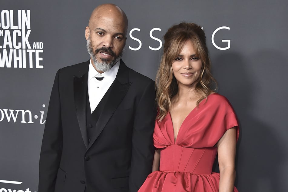 Vant Hut (54) und Halle Berry (57) sind seit 2020 ein Paar und noch immer heiß verliebt.