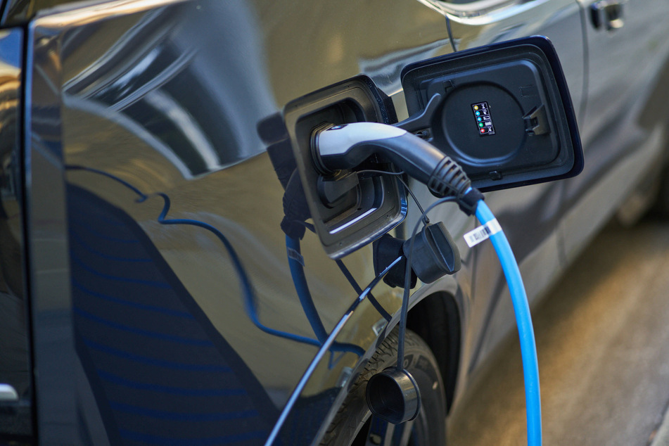 Jeder vierter Antrag auf die E-Auto-Kaufprämie wurde in Sachsen nicht genehmigt (Symbolbild).