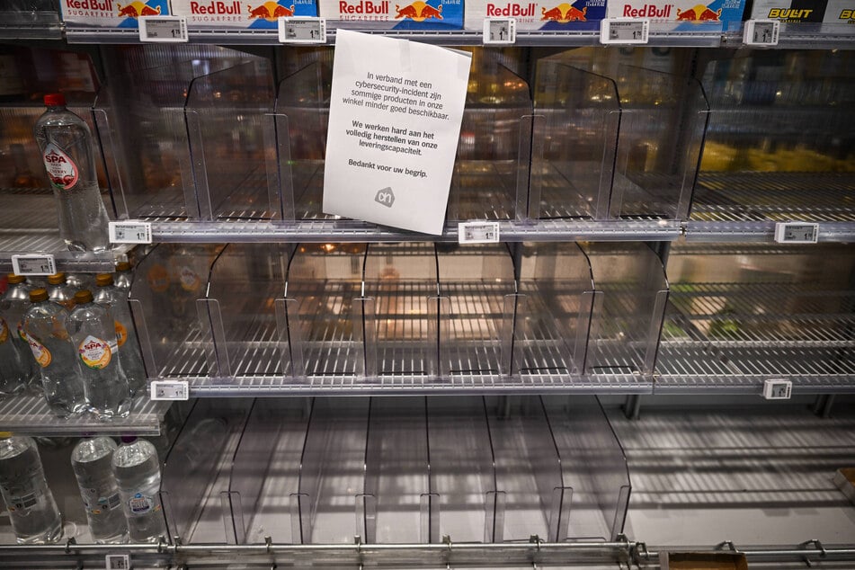 In Filialen der niederländischen Supermarktkette "Albert Heijn" sind einige Produkte infolge des Cyberangriffs nicht mehr verfügbar.