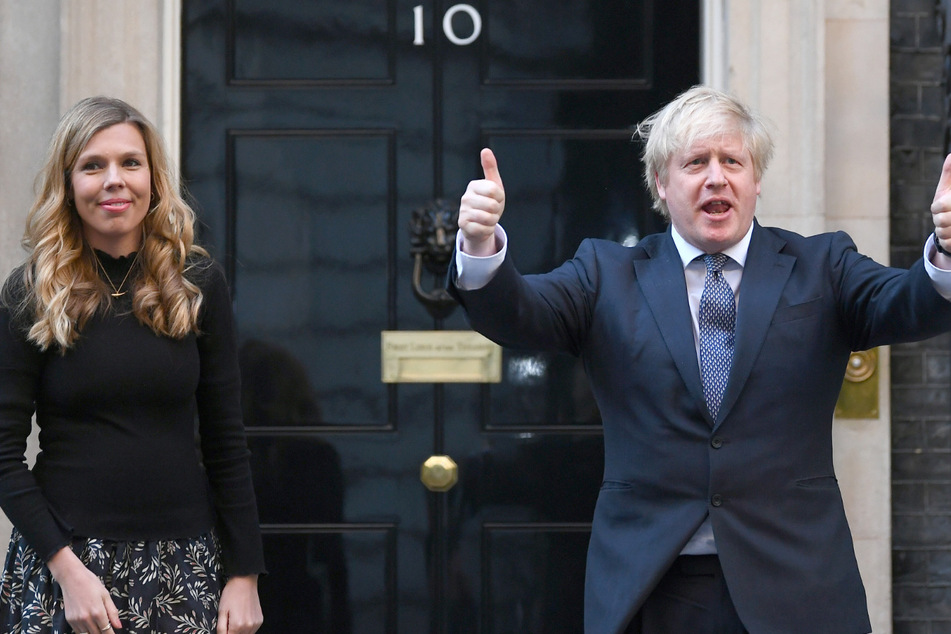 Boris Johnson (55), Premierminister von Großbritannien in Begleitung seiner Partnerin Carrie Symonds (32). (Archivbild)