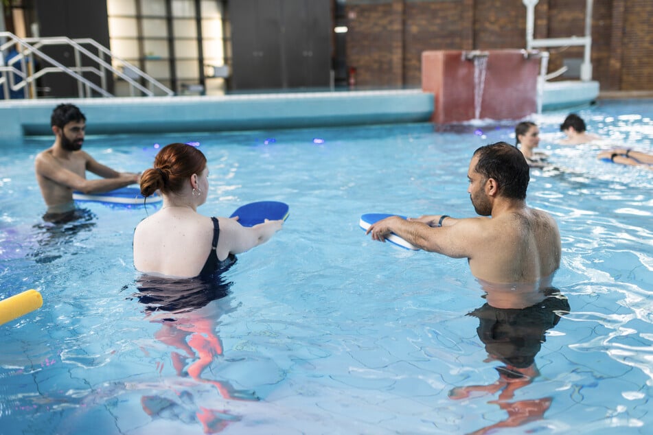 Schwimmen gehöre in anderen Kulturen teilweise nicht zum Alltag.