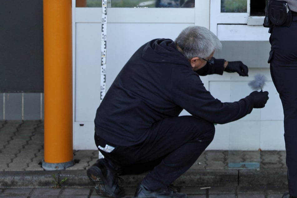 Unbekannte schlagen in McDonald's zu: Dreimal Einbruch innerhalb weniger Tage