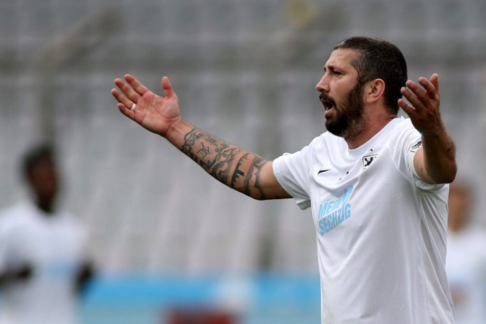 Führungsspieler Sascha Mölders (36) warnt vor der harten Konkurrenz in der 3. Liga.