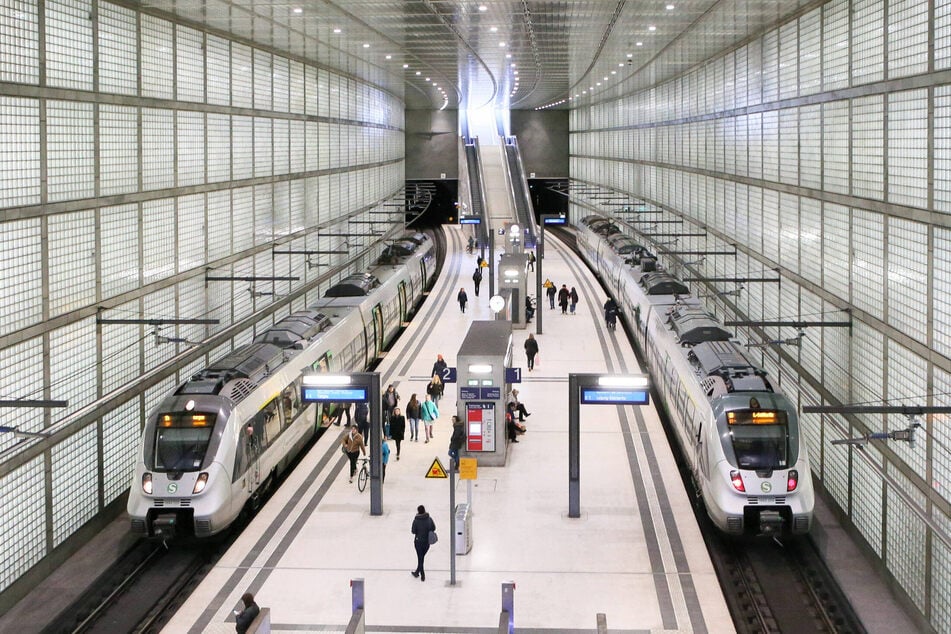 Der City-Tunnel in Leipzig scheint aktuell das Eldorado der sächsischen Train-Surfer-Szene zu sein.