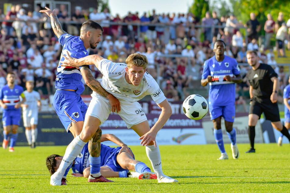 In Louis Malina (22, vorn, hier noch im Trikot des BFC Dynamo) setzt der CFC große Hoffnungen.